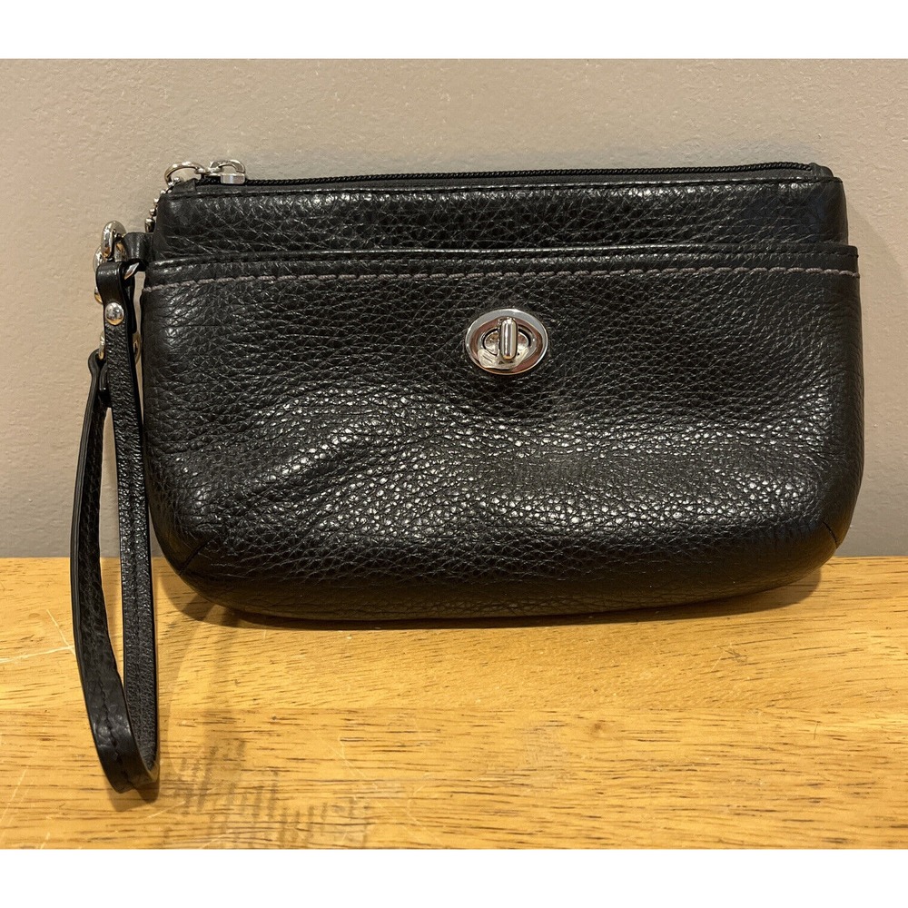 Coach Zip Turnlock Black Pebble Leather Wristlet Wallet ‎ Bag Charm